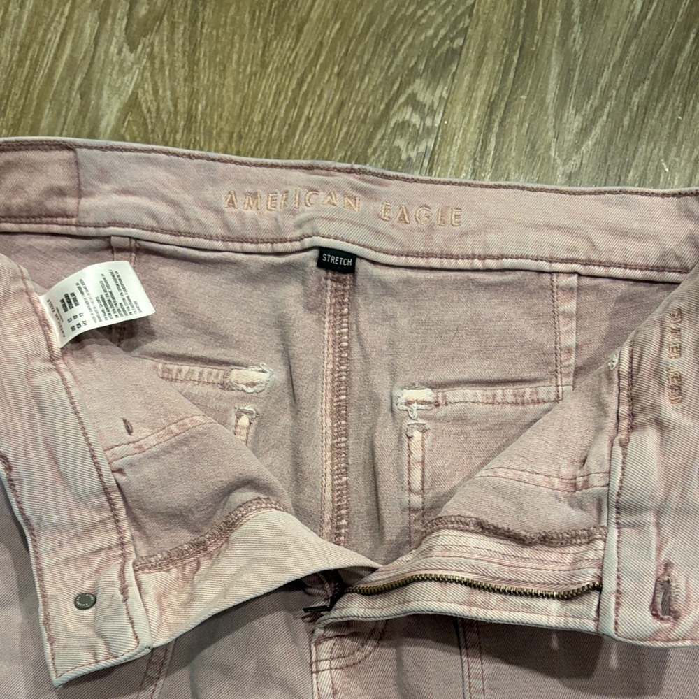 American Eagle Outfitters Wide Leg Jeans in Light Pink - Picture 3 of 5